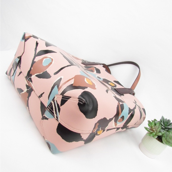 Kate Spade New York Arch Paper Rose Reversible Tote Bag - Picture 9 of 11